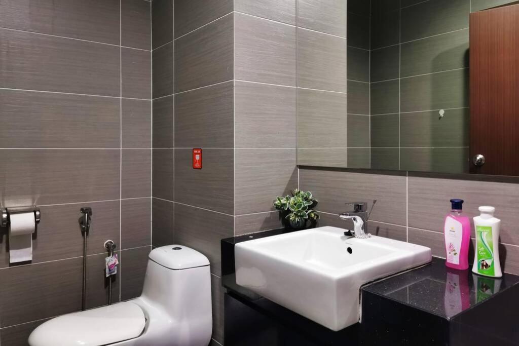 Abhome "Love Suite" #Ksl D'Esplanade #Ksl City Mall #Water Theme Park #Jb Johor Bahru Ngoại thất bức ảnh